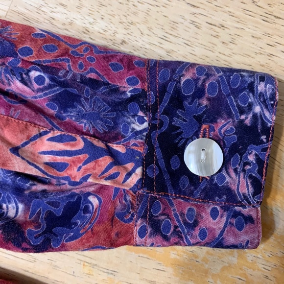 Multicolored Nomadic Traders Rayon Batik Shirt, S, for men too, runs large. - Picture 10 of 11